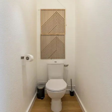 Avec Parking Et Balcons *