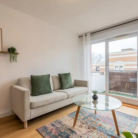 Avec Parking Et Balcons *